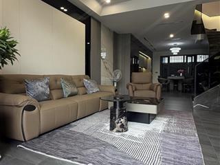 Cho thuê nhà nguyên căn 3 tầng đẹp kđt mỹ gia gói 8 the capella kvg  giá 40tr/tháng