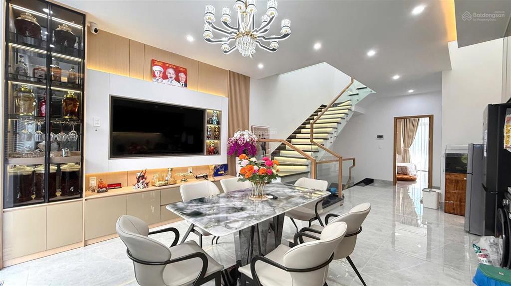 Cho thuê nhà đẹp khu đô thị mỹ gia, nha trang