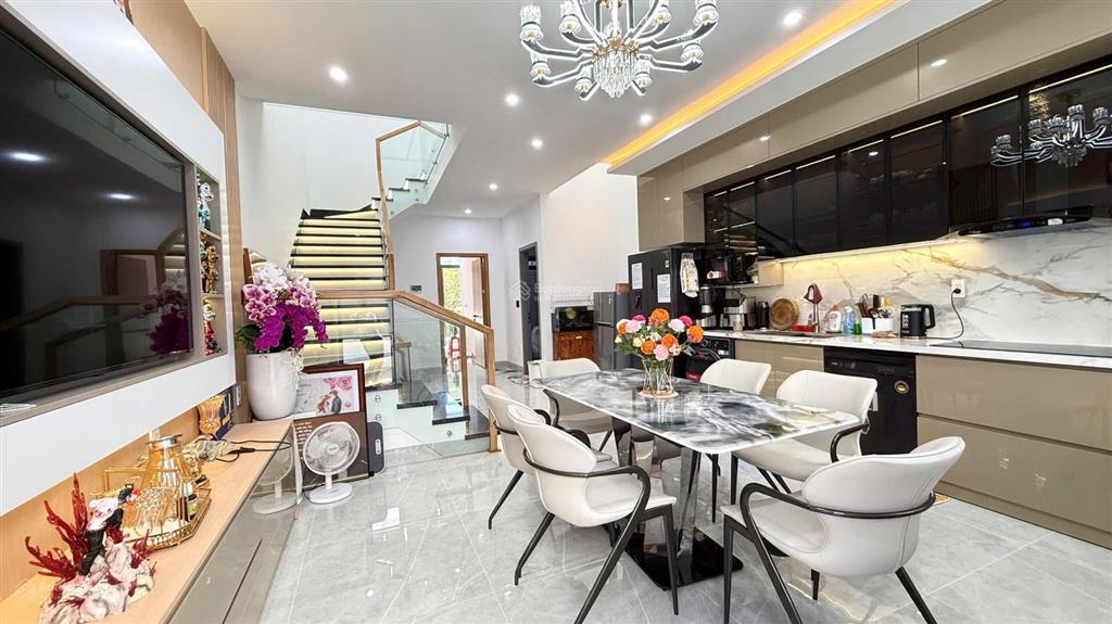 Cho thuê nhà đẹp khu đô thị mỹ gia, nha trang