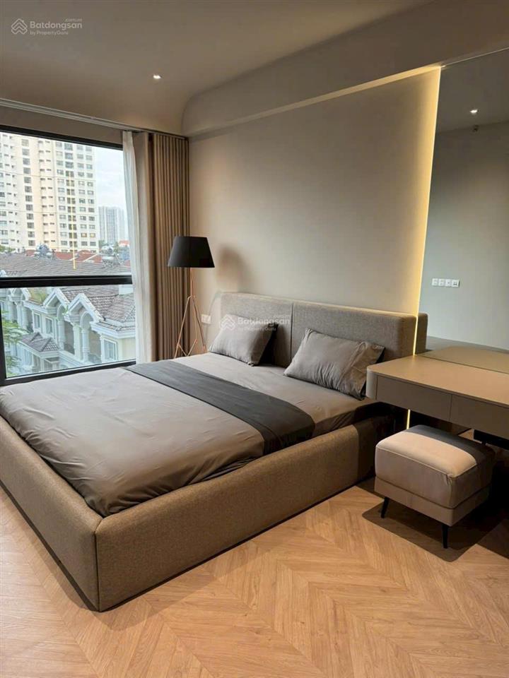 Bán nhanh căn hộ the antonia 2pn view biệt thự dt 80m2, đầy đủ nội thất, giá 10tỷ. 0933 233 *** e hân