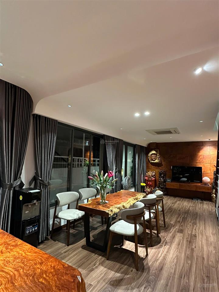 Bán nhanh penthouse sky garden 3  phú mỹ hưng quận 7  giá 14.5 tỷ tl.  0933 233 *** ngọc hân