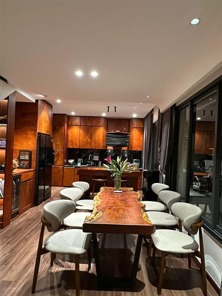 Bán nhanh penthouse sky garden 3  phú mỹ hưng quận 7  giá 14.5 tỷ tl.  0933 233 *** ngọc hân