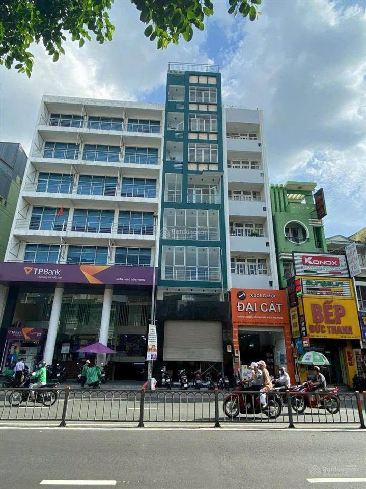 Bán tòa nhà mt bạch đằng p. 15 bình thạnh, dt 5,5x19m, kc 8 tầng thang máy, giá 51 tỷ