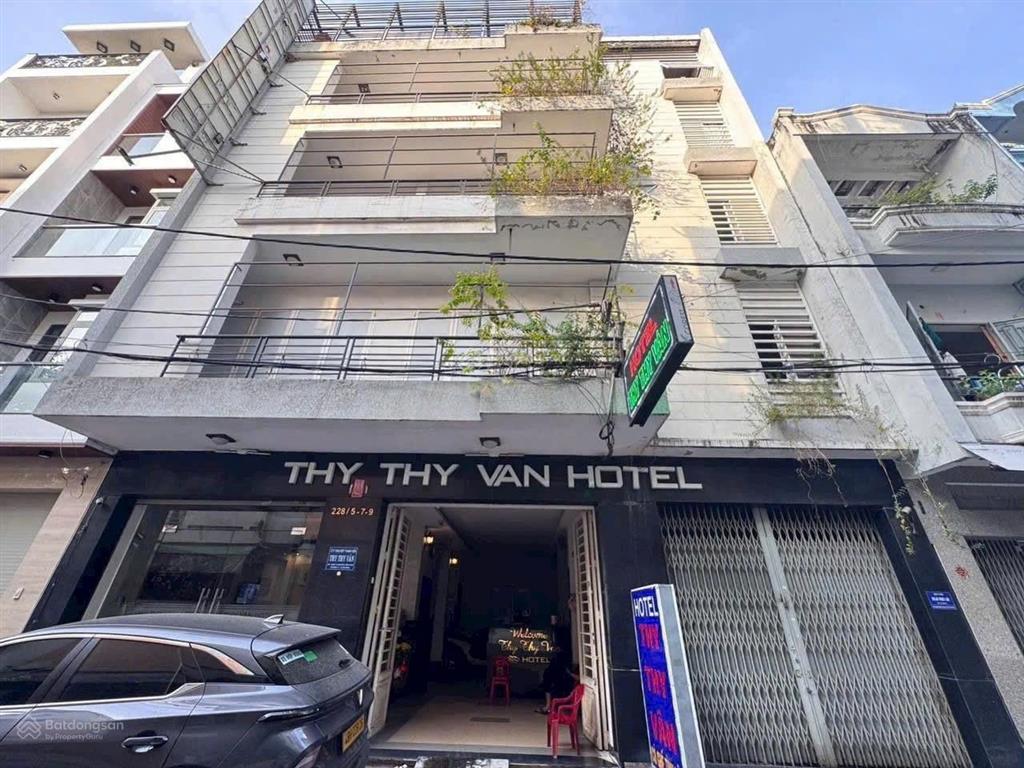 Bán ks 21p hxh 228 nguyễn hồng đào p.14 tb, dt 12x15m cn 179m2, kc 5 tầng, thu 150tr/th giá 39 tỷ