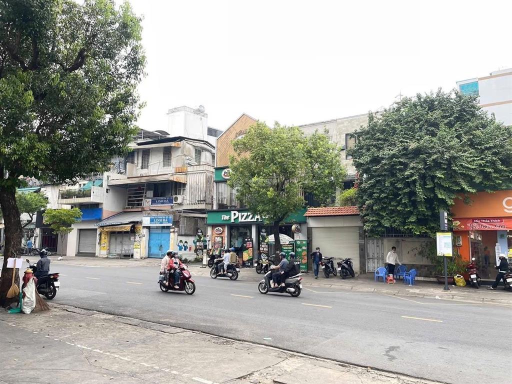 Bán nhà góc 2 mt hoàng hoa thám p.7 bt, dt 8x20m cn 161m2, kc 4 tầng, hđt 130tr, giá 65 tỷ