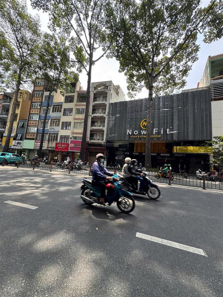 Bán nhà 2mt 3 tháng 2 p.11 q.10, dt 18x24m cn 510m2, kc 4 tầng hđt 300tr giá 285 tỷ