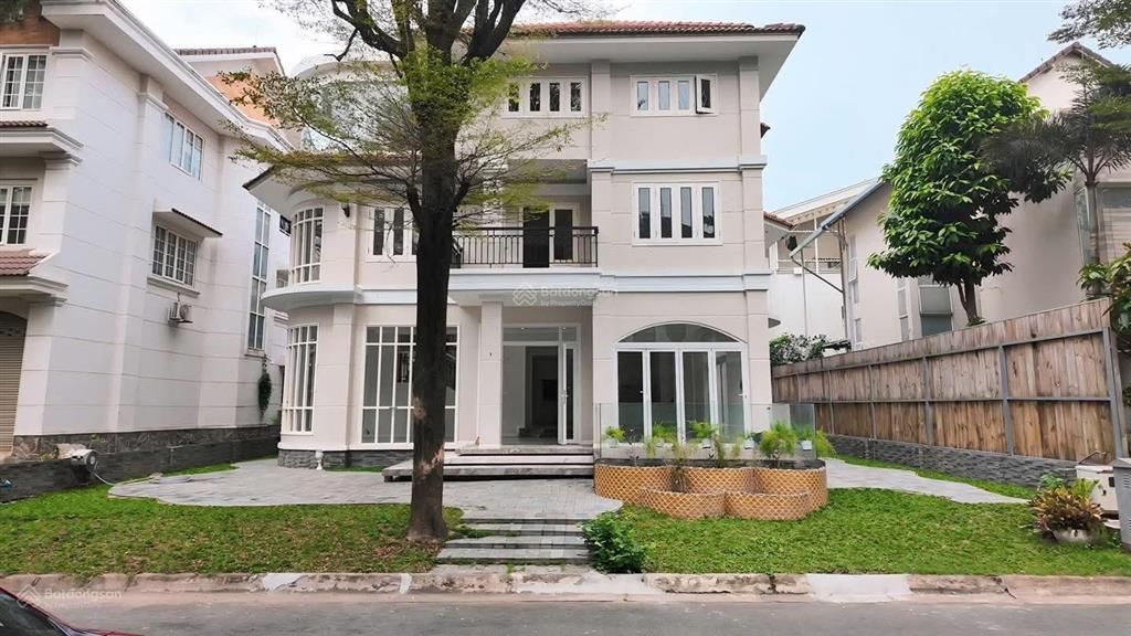 Bán nhà mt đường 45 khu lan anh village thủ thiêm tp.thủ đức, dt 20x20m kc 3 tầng giá 200 tỷ
