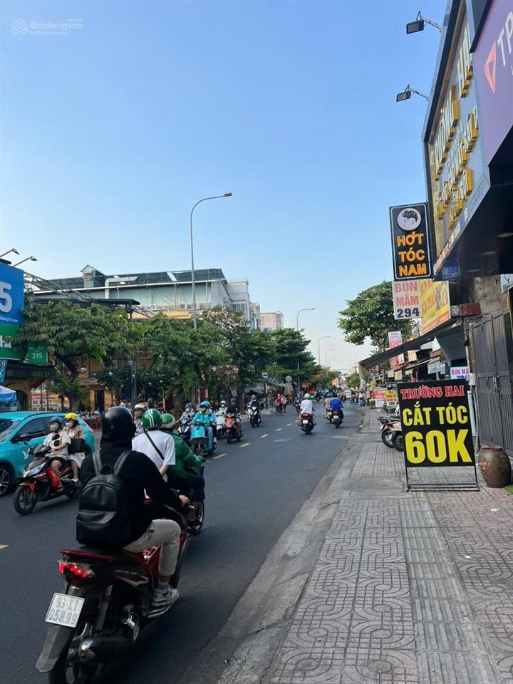 Bán tòa nhà mt nơ trang long p.12 bt, dt 13x60m cn 1128m2 kc 5 tầng hđt 400tr giá 280 tỷ