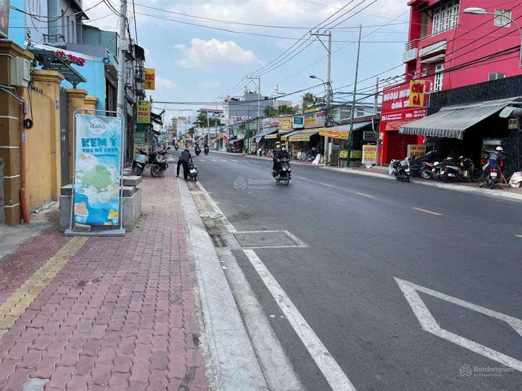 Bán mặt tiền siêu khủng kinh doanhphạm văn đồngtp thủ đức dt15x52m, 734m.c4. giá 70ty