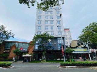 Bán hotel 3 sao hoàng văn thụ, phú nhuận11 tầng, 66 phòng, dt 15x20m, dt 1.2 tỷ/tháng, giá 78 tỷ