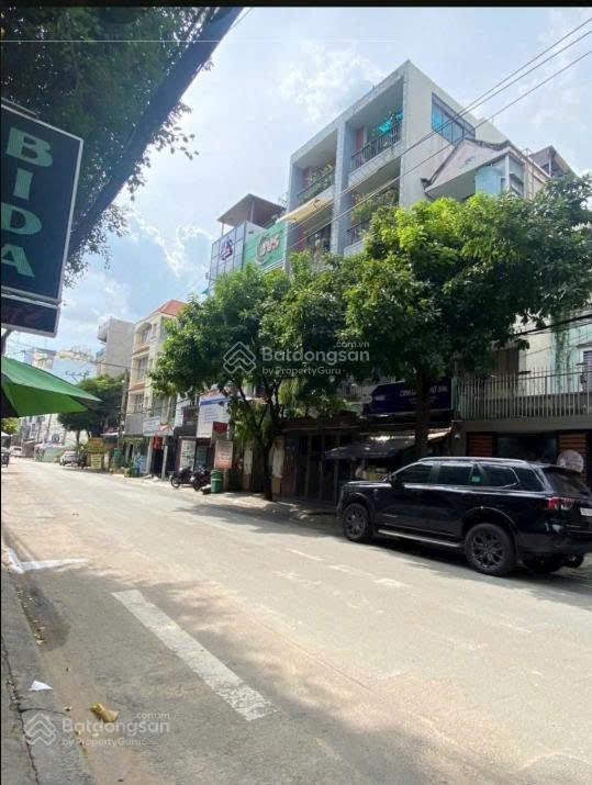 Bán nhà góc 2mt ung văn khiêm dt 8x19m  cn 140m2. p. 25, bình thạnh, giá 31,5 tỷ