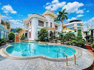 Biệt thự siêu vip thủ đức. mt hồ bá phấn. (quận 9 cũ)  1.054m2. 3 tầng  giá 69 tỷ
