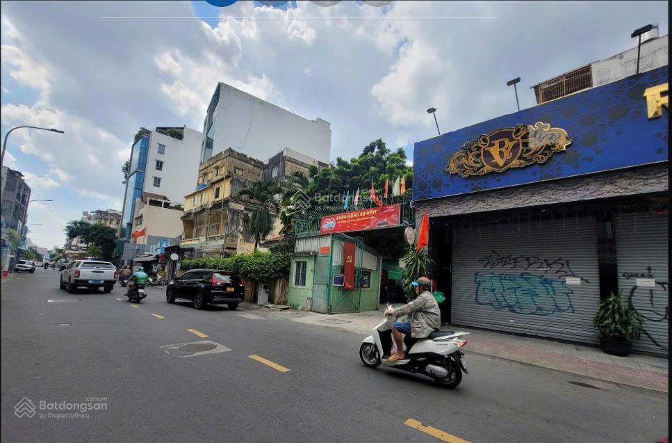 Bán góc 2 mặt tiền trần đình xu, quận 1. dt 12x18m  182m2. hđt 150 triệu/tháng. giá 117 tỷ