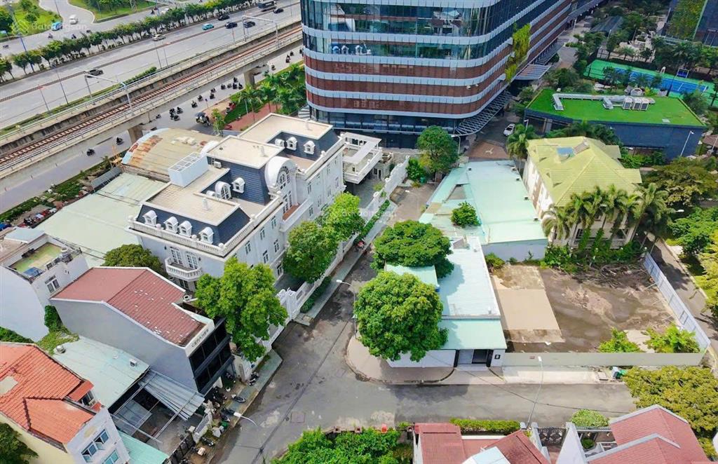 Bán khuôn đất vip góc 2 mt khu compound 1/4 giang văn minh, q2 14 x 20m, 260m2 giá 65 tỷ