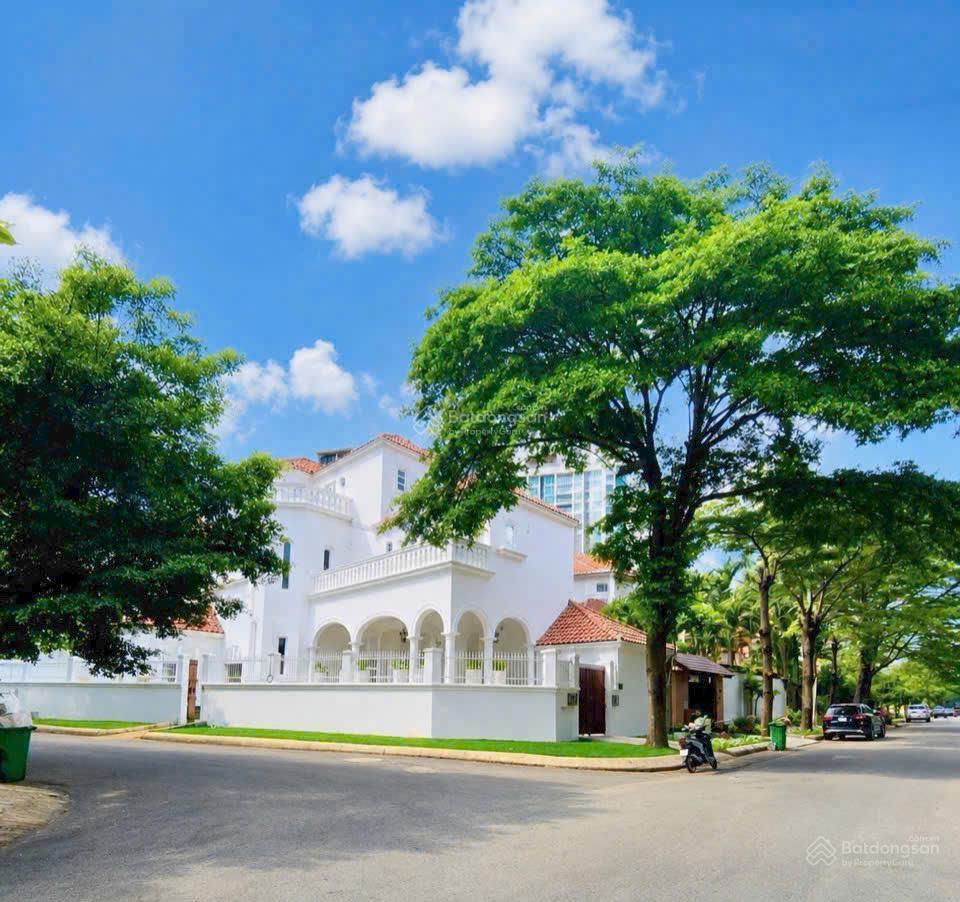 Bán biệt thự compound nguyễn văn hưởng, thảo điền 368m², có dòng tiền 3.500 usd/tháng  giá 109 tỷ