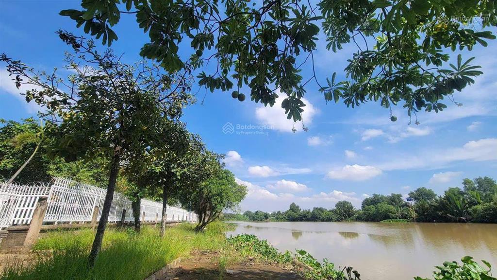 Siêu dinh thự vườn ngoại ô ven sông, trường thạnh. quận 9  dt 4.040m2  giá 130 tỷ