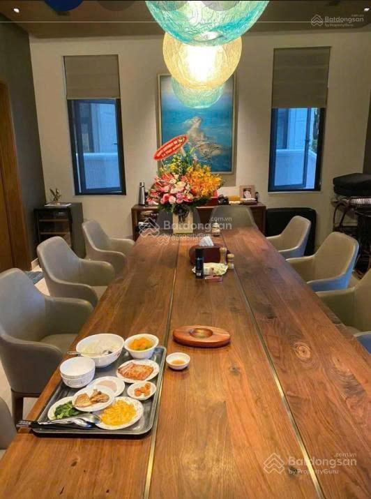 Bán siêu dinh thự victoria ba son quận 1  437.5m², 1 hầm 4 lầu  góc 2 mt view sông  giá 800 tỷ