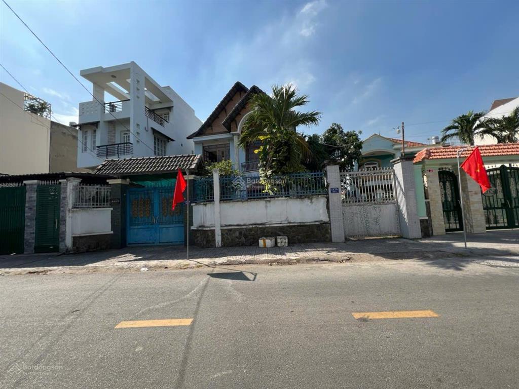 Bán nhà mặt tiền đường 14, phước bình, tp. thủ đức (quận 9) 14x40m2 (570m2) 3 tầng giá 33 tỷ