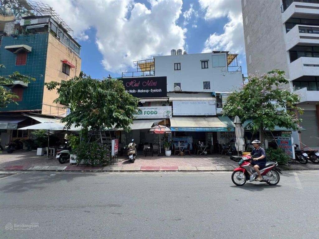 Nhà mt nguyễn hữu cảnh, bình thạnh. ngang 18m, cn 65m, ngay ba son. hđt 50 triệu/th, giá 15.7 tỷ