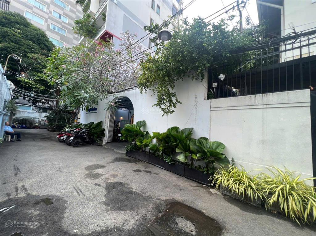 Siêu phẩm biệt thự vip. cao thắng q3  dt 13x18m, 234m2, 3 tầng  hđt 100tr/th  giá 68 tỷ