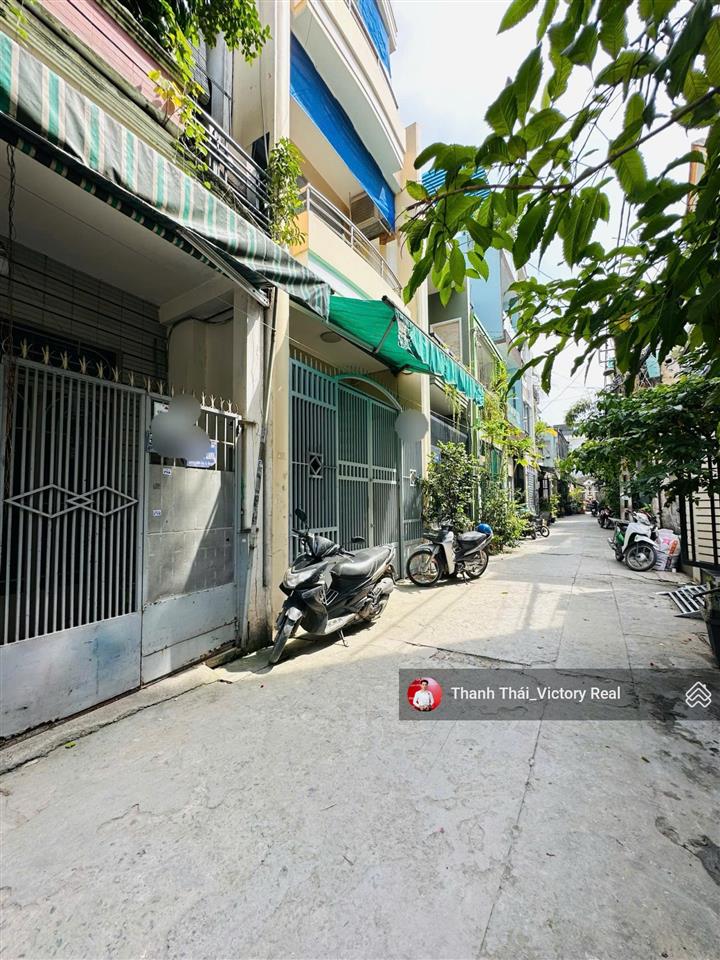 Bán nhà hxh đồng đen (khu bàu cát), dt 5 m x 18m (nhà cấp 4)  11.7 tỷ tl