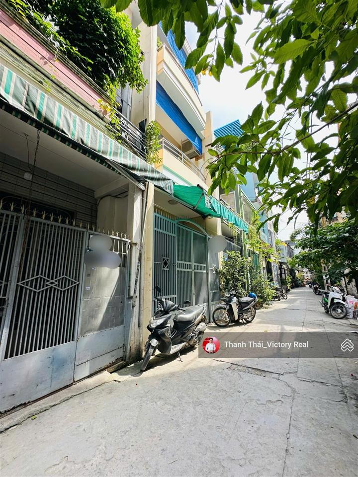Bán nhà hxh đồng đen (khu bàu cát), dt 5 m x 18m (nhà cấp 4)  11.7 tỷ tl