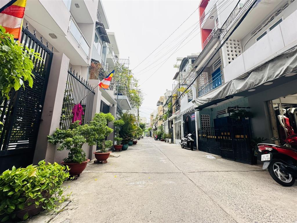Bán nhà hxh phạm văn hai, dt 4.4 x 20m, cn 88m2 , 3 tầng  9.9 tỷ tl