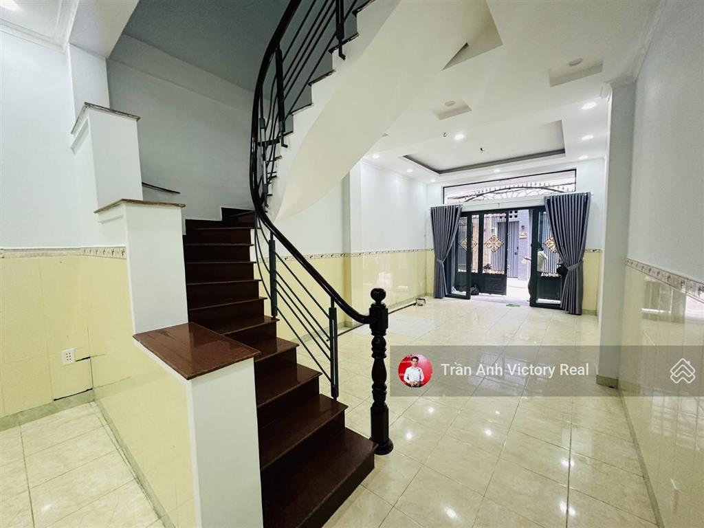 Cần bán gấp nhà hxh nguyễn hồng đào, dt 4 x 21m (cn 81m2), chỉ 9.5 tỷ tl