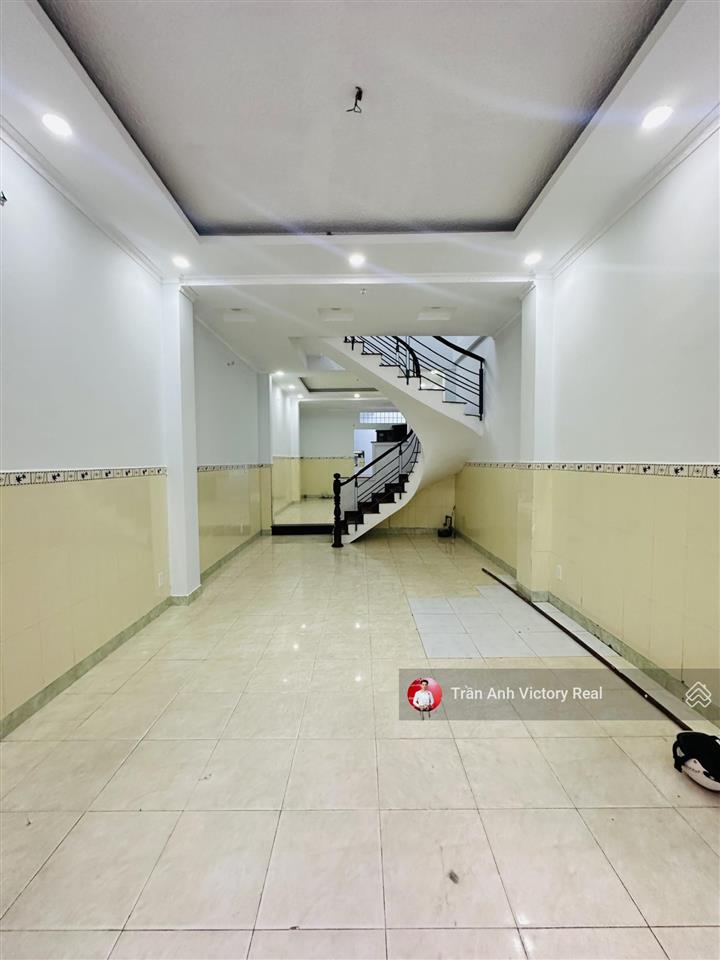 Cần bán gấp nhà hxh nguyễn hồng đào, dt 4 x 21m (cn 81m2), chỉ 9.5 tỷ tl