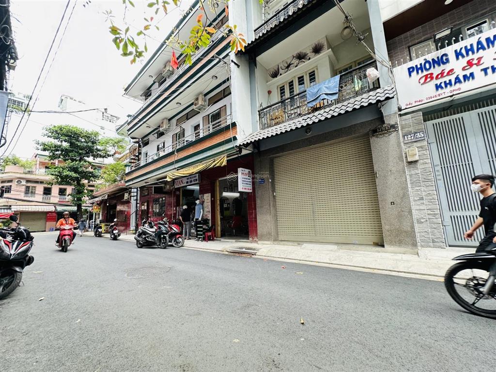 Vị trí kinh doanh sầm uất khu k300 nhà 3 lầu mới đẹp  ngay nhà ga t3  11.9 tỷ tl