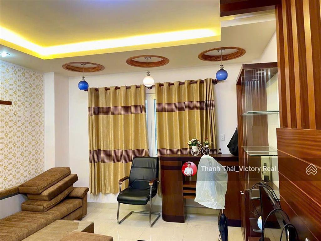 Bán nhà cmt8, gần cv lê thị riêng, 4 tầng mới, full nội thất, dt 3.8 x 14,5m (cn 54m2)7 tỷ 390 tl