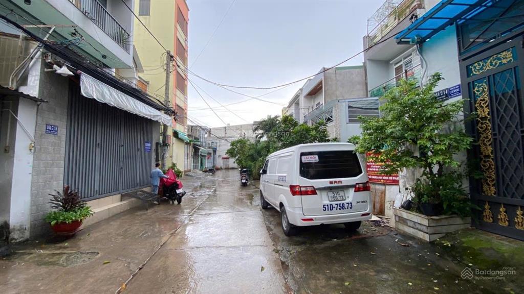 Bán nhà bình trị đông, bình tân * có thang máy, kết cấu kiên cố  giá 13 tỷ tl