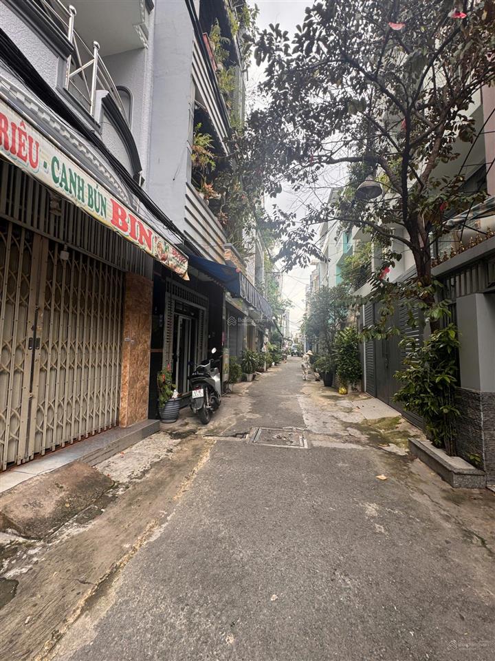 Bán nhà trường chinh 4 tầng  giá 8,6 tỷ thương lượng!
