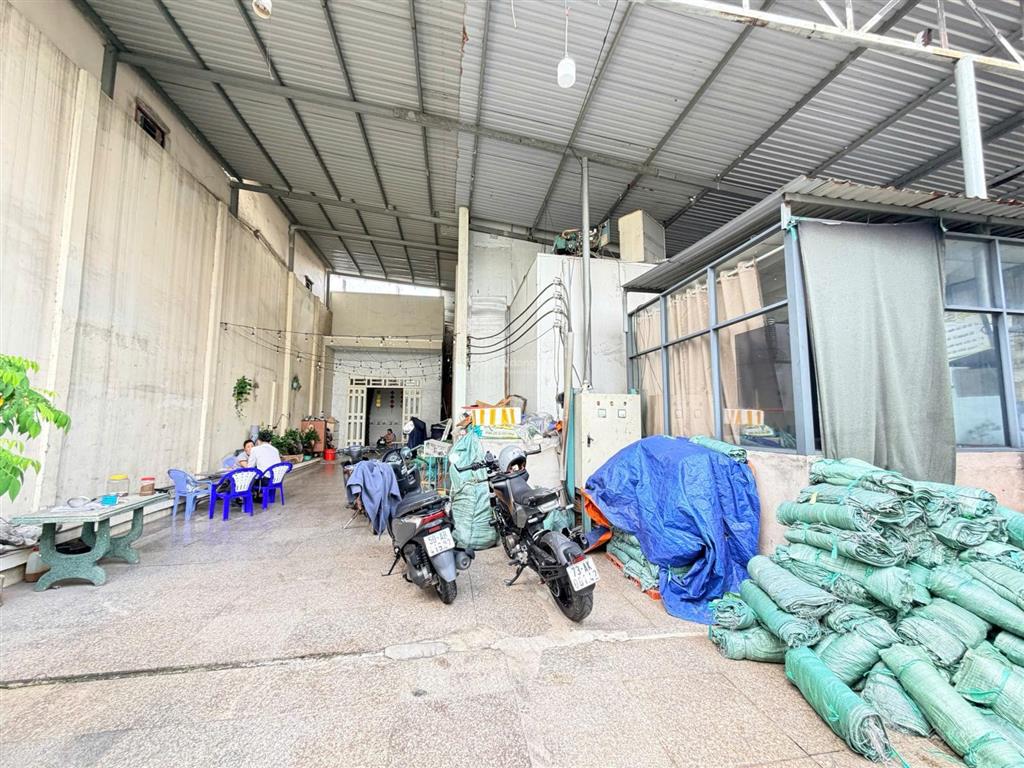 Bán nhà xưởng trung mỹ tây, quận 12  diện tích khủng 504m  giá 27 tỷ tl