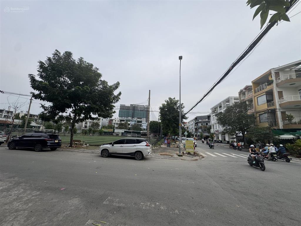 Mặt tiền đường số 32 ngay aeon mall tên lửa  căn duy nhất