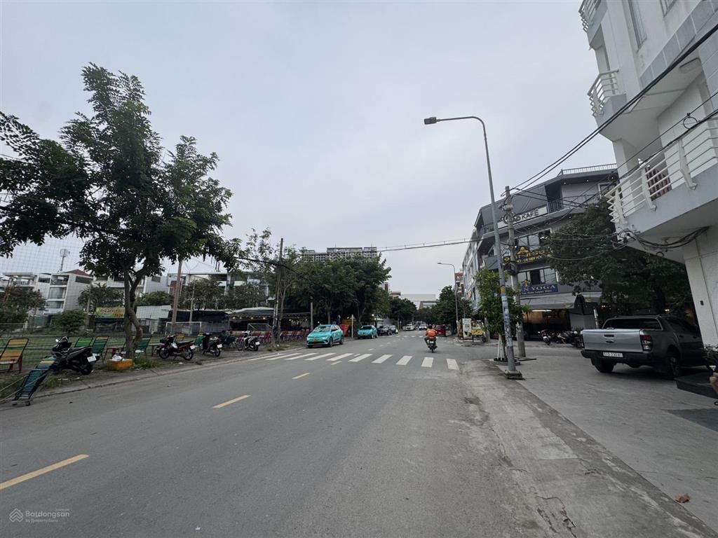 Mặt tiền đường số 32 ngay aeon mall tên lửa  căn duy nhất