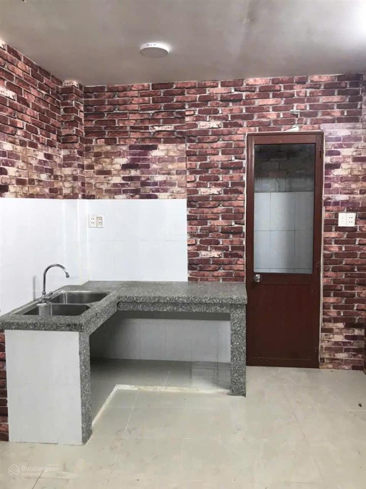 Top nhà xinh rẻ 6 x 4.6m 1 trệt 2 lầu cống quỳnh q1 tp.hcm