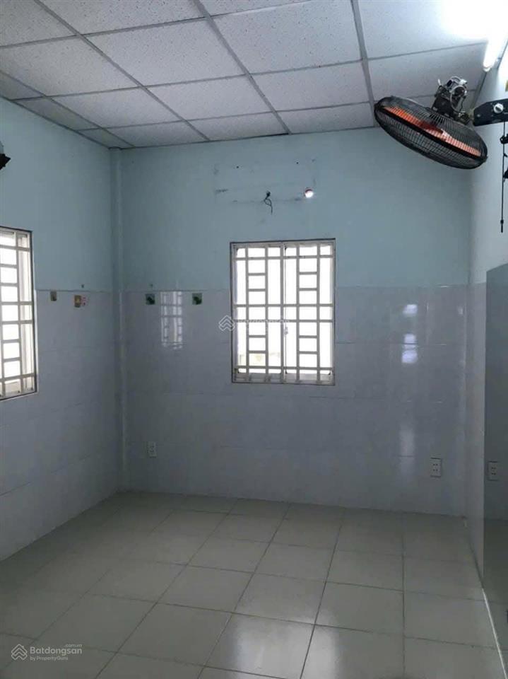 Top nhà xinh rẻ 6 x 4.6m 1 trệt 2 lầu cống quỳnh q1 tp.hcm