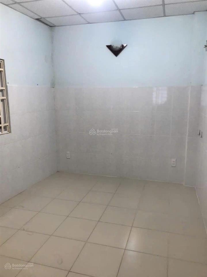 Top nhà xinh rẻ 6 x 4.6m 1 trệt 2 lầu cống quỳnh q1 tp.hcm