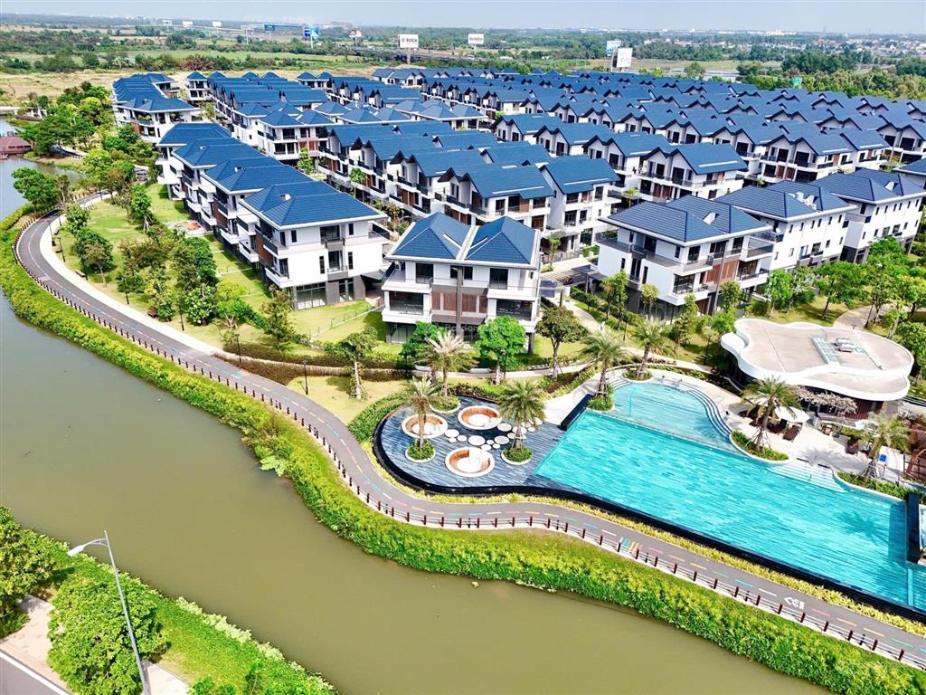 Cho thuê biệt thự id junction, 28 triệu/th, 178m2, 4pn, 4wc, long thành, đồng nai