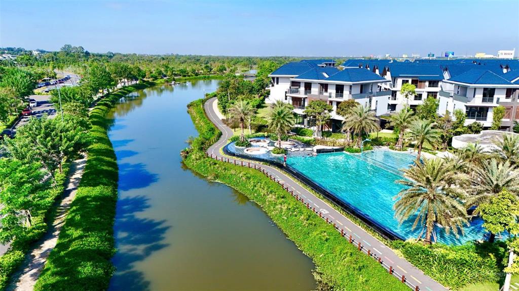 Bán biệt thự tại khu đô thị id junction, 9,2 tỷ, 120m2, đẹp, giá ưu đãi