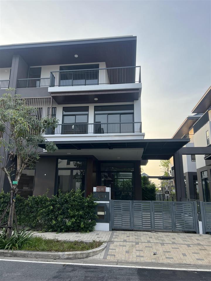 Cần bán biệt thự khu đô thị id junction, 12 tỷ, 158m2, 4pn, 4wc, hàng hiếm tại long thành