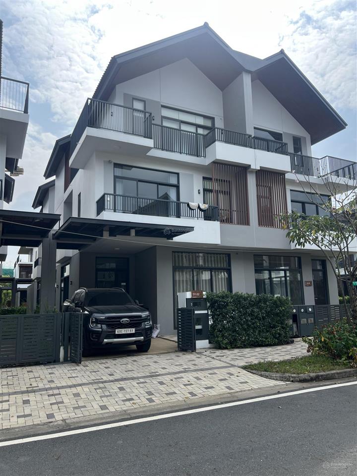 Bán biệt thự ở khu đô thị id junction, 7,3 tỷ, 105 m2, không nội thất