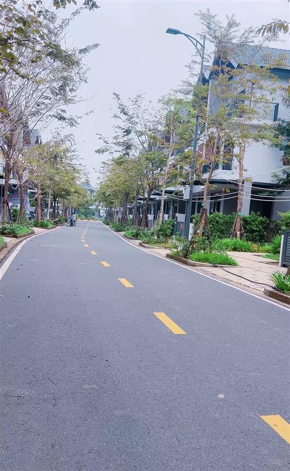 Bán nhà biệt thự tại khu đô thị id junction, 7,7 tỷ, 115,5 m2, hàng hiếm tại long thành