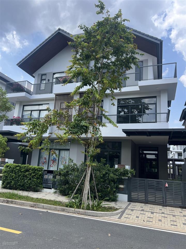 Bán biệt thự đẹp tại khu đô thị id junction, 9,5 tỷ, 120 m2, view hồ siêu mát