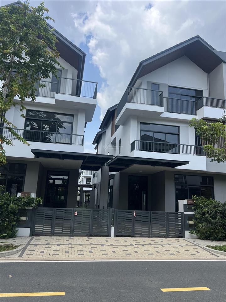 Bán biệt thự đẹp tại khu đô thị id junction, 9,5 tỷ, 120 m2, view hồ siêu mát