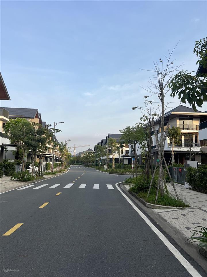 Bán biệt thự khu đô thị id junction, 7,2 tỷ, 105m2, giá tốt nhất zone 2