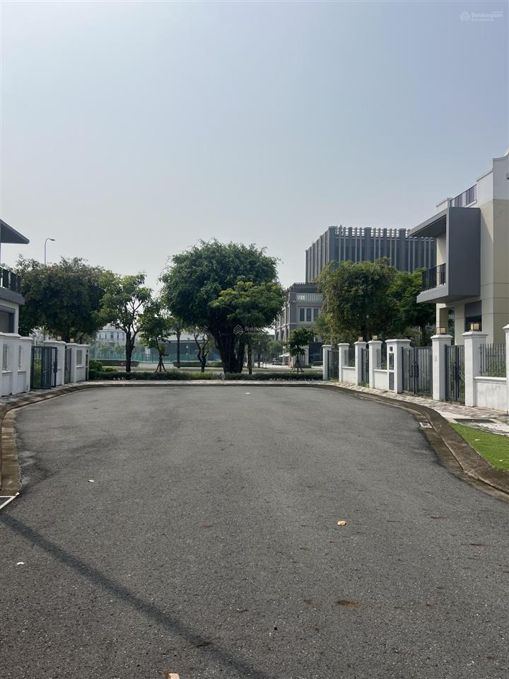 Chính chủ gửi bán biệt thự aqua city, 8,6 tỷ vnd, 160m2, 3 tầng, pháp lý đầy đủ