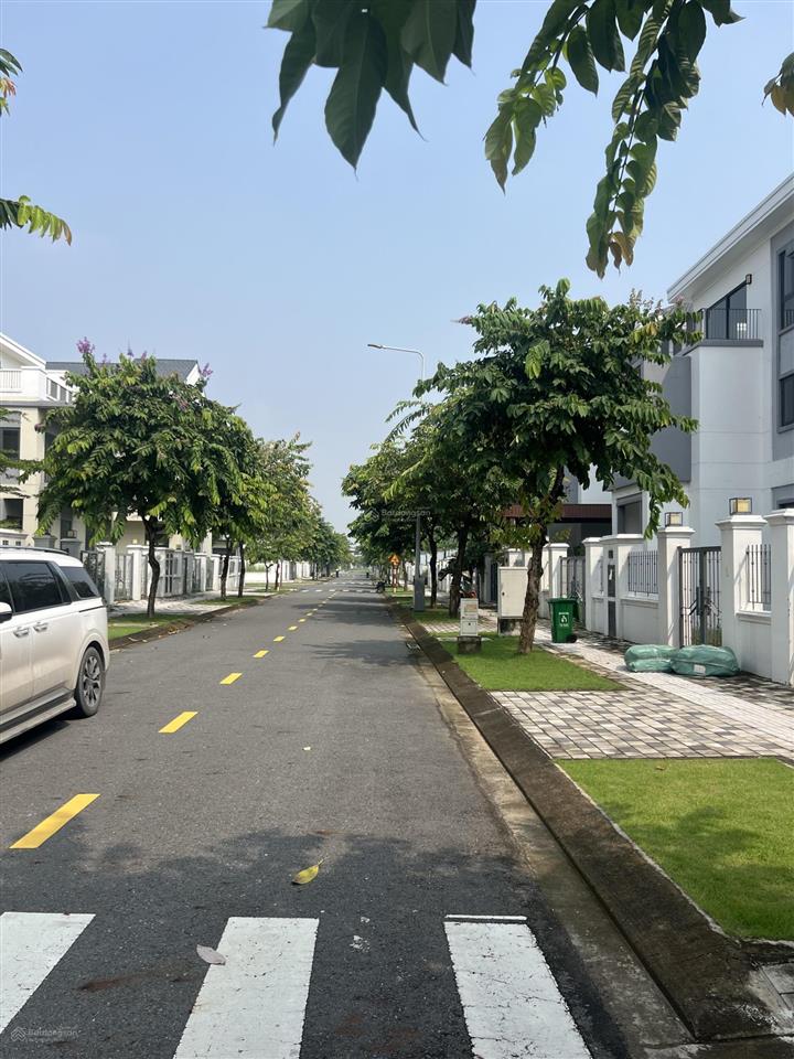 Chính chủ gửi bán biệt thự aqua city, 8,6 tỷ vnd, 160m2, 3 tầng, pháp lý đầy đủ