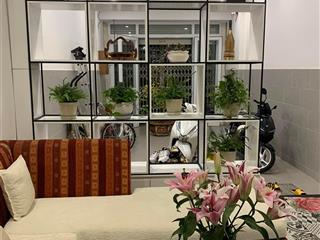Nhà cho thuê nguyên căn 1 trệt, 2 lầu, sân thượng, đẹp, phù hợp mở văn phòng công ty kết hợp ở